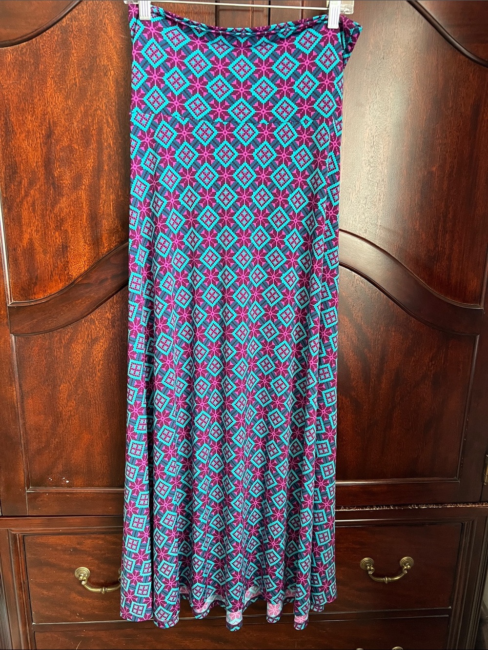 LuLaRoe Women’s Maxi Skirt Size Small Teals and Purples